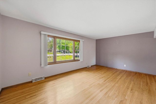 4134 W Fountain AVENUE, Brown Deer, WI 53209