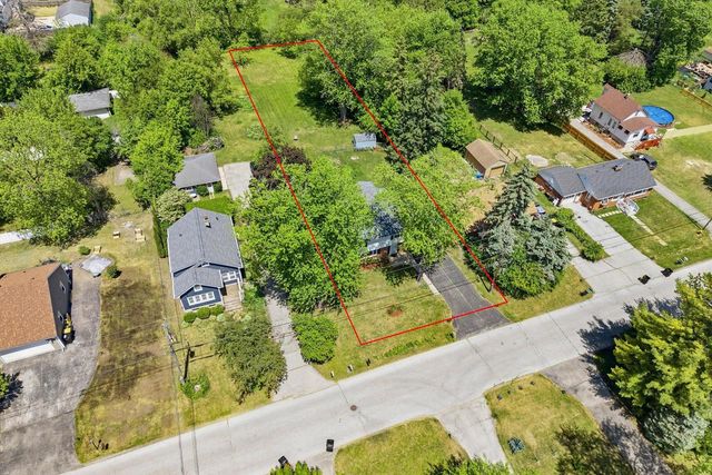 4134 W Fountain AVENUE, Brown Deer, WI 53209