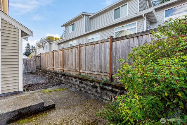 415 Yauger Way NW, Olympia, WA 98502