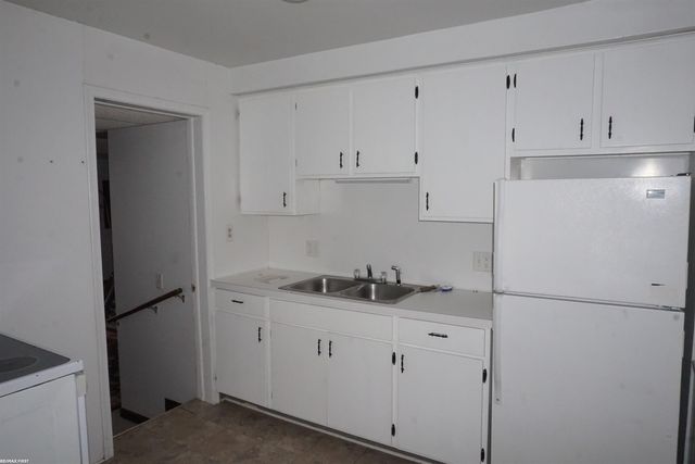 21712 Lakeview Street, St Clair Shores, MI 48080