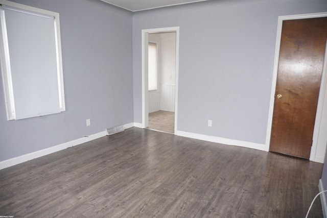 21712 Lakeview Street, St Clair Shores, MI 48080