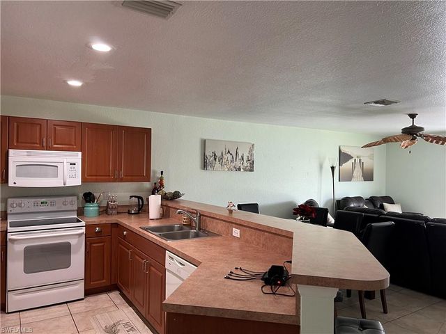 1333 SE 8th AVE 1401, Cape Coral, FL 33990