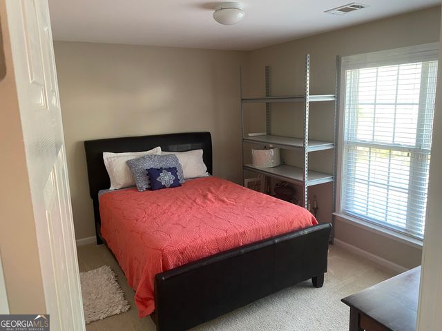 294 Balaban Circle, Woodstock, GA 30188