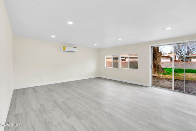 1289 Boyden Avenue, Lancaster, CA 93534