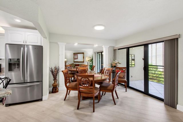 5750 Camino Del Sol 201, Boca Raton, FL 33433