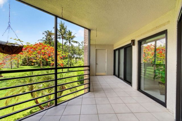 5750 Camino Del Sol 201, Boca Raton, FL 33433