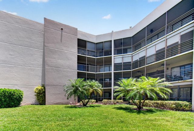5750 Camino Del Sol 201, Boca Raton, FL 33433