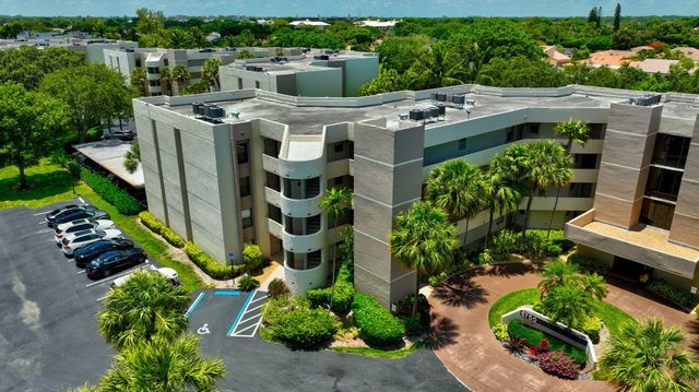 5750 Camino Del Sol 201, Boca Raton, FL 33433