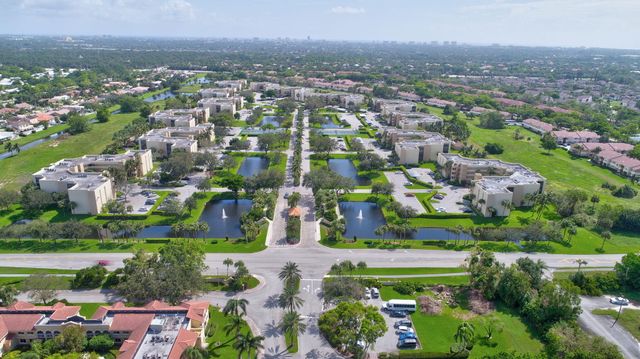 5750 Camino Del Sol 201, Boca Raton, FL 33433