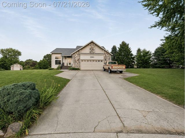 2581 Amy Court, Oxford Charter Township, MI 48371