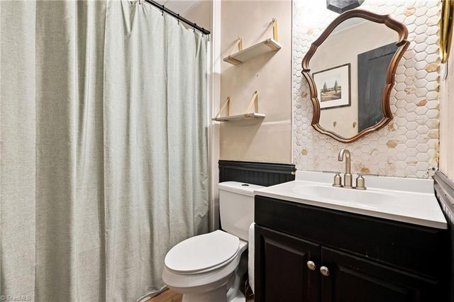 106 Crestwood Circle, High Point, NC 27260