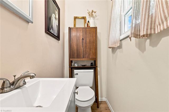 106 Crestwood Circle, High Point, NC 27260