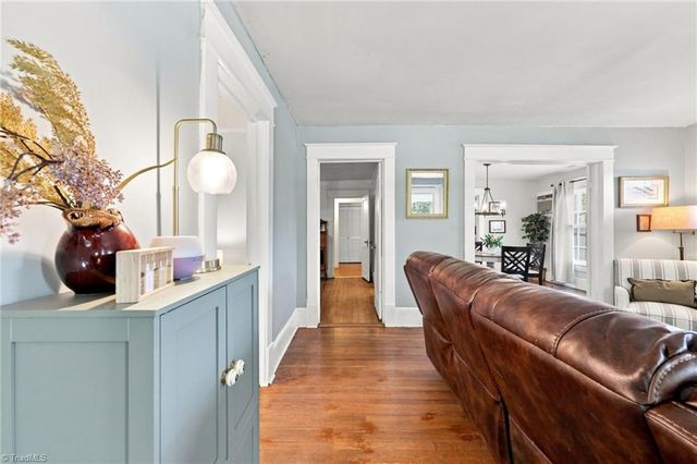 106 Crestwood Circle, High Point, NC 27260