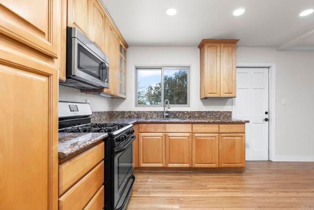 7287 Blackton Drive, La Mesa, CA 91941