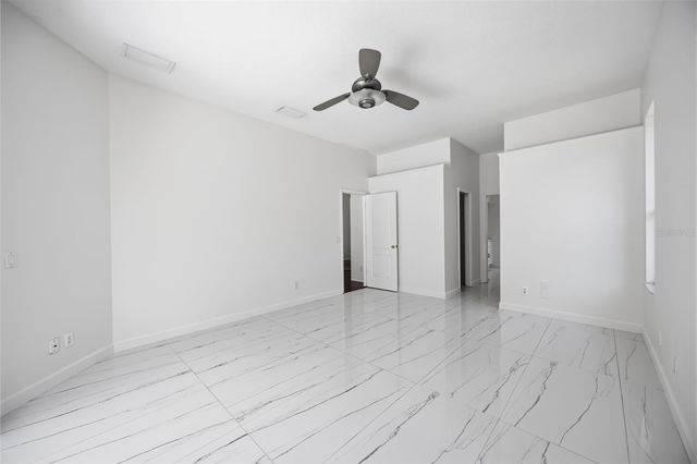 562 OAK BAY DRIVE, Osprey, FL 34229