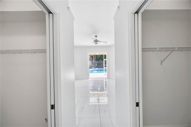 562 OAK BAY DRIVE, Osprey, FL 34229