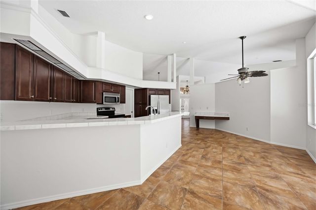 562 OAK BAY DRIVE, Osprey, FL 34229