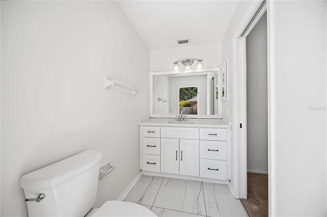 562 OAK BAY DRIVE, Osprey, FL 34229