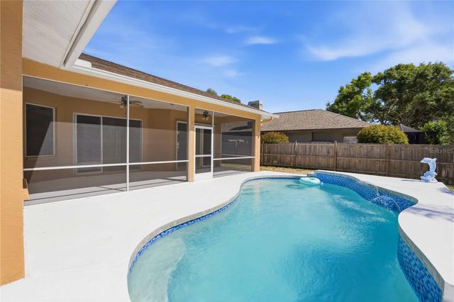 562 OAK BAY DRIVE, Osprey, FL 34229