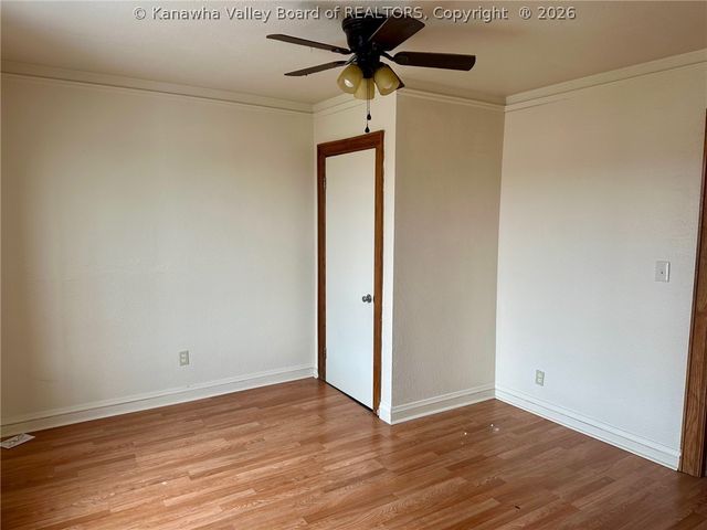 4833 MacCorkle Avenue Sw, South Charleston, WV 25309