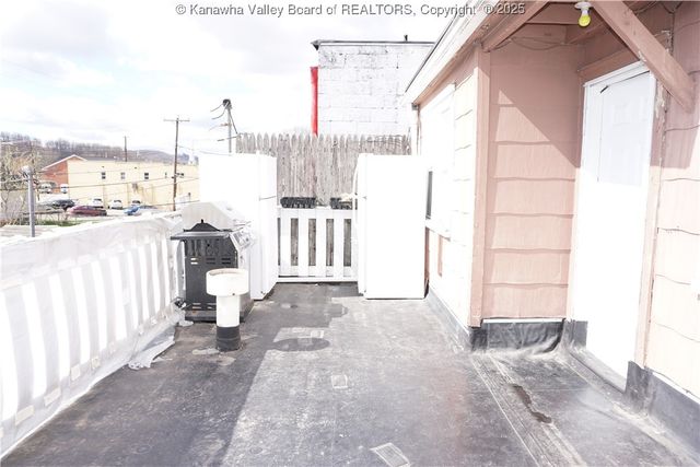 4833 MacCorkle Avenue Sw, South Charleston, WV 25309