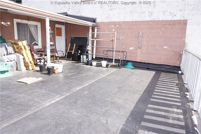 4833 MacCorkle Avenue Sw, South Charleston, WV 25309