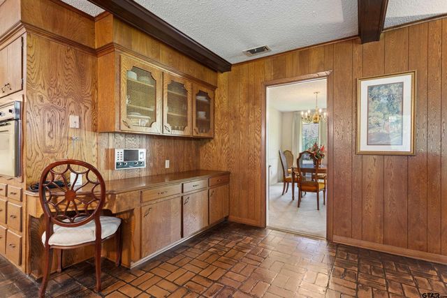 2811 Yorktown Dr., Tyler, TX 75701