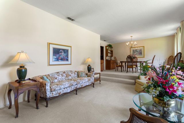 2811 Yorktown Dr., Tyler, TX 75701