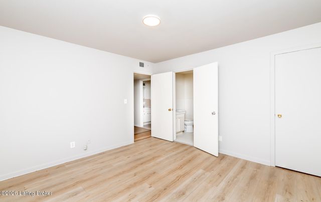 2515 Brownsboro Rd 4, Louisville, KY 40206