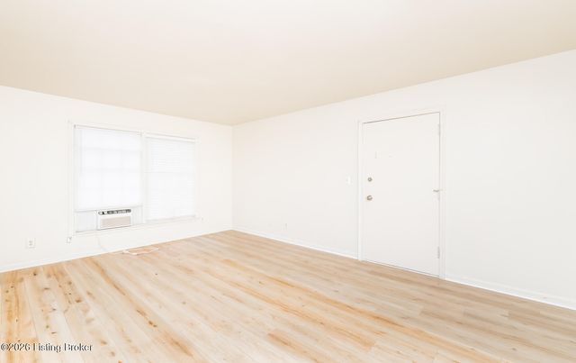 2515 Brownsboro Rd 4, Louisville, KY 40206