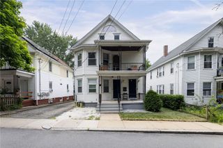 105 Garfield Avenue, Providence, RI 02908