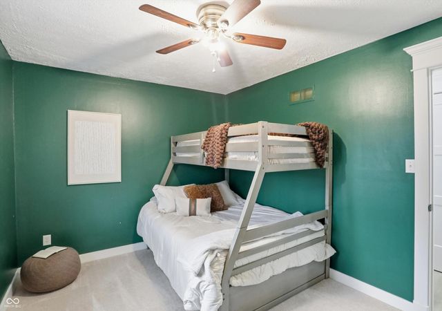 999 Shoreline Circle, Cicero, IN 46034