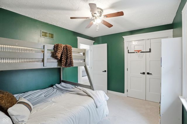 999 Shoreline Circle, Cicero, IN 46034