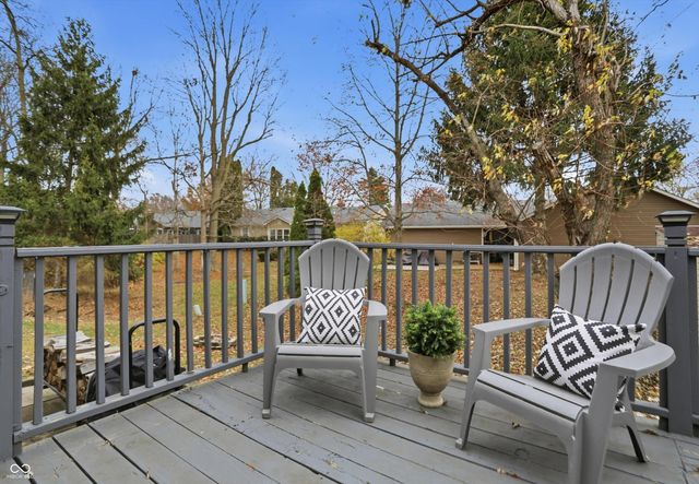 999 Shoreline Circle, Cicero, IN 46034