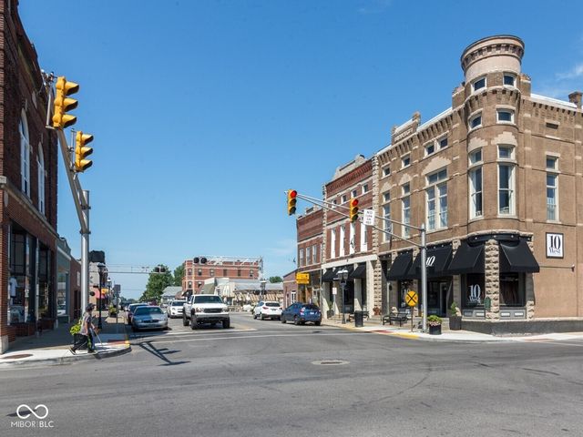 999 Shoreline Circle, Cicero, IN 46034