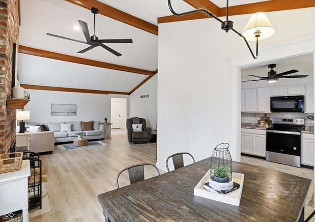 999 Shoreline Circle, Cicero, IN 46034