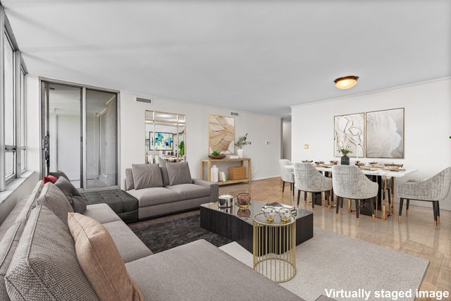 201 E Chestnut Street 21C, Chicago, IL 60611