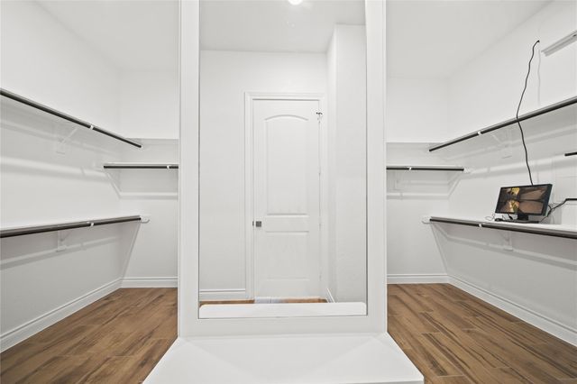 13011 Willow Drive, Needville, TX 77461