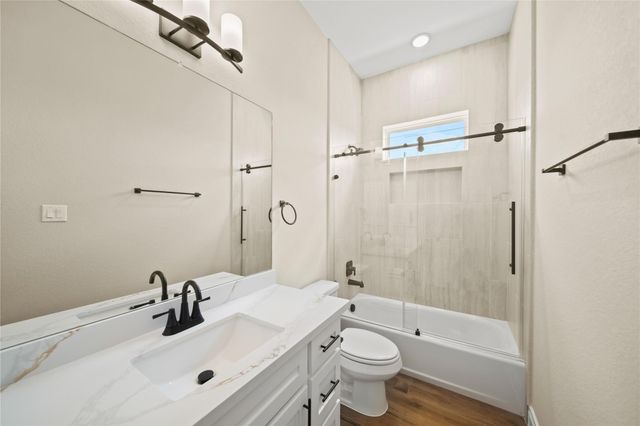 13011 Willow Drive, Needville, TX 77461