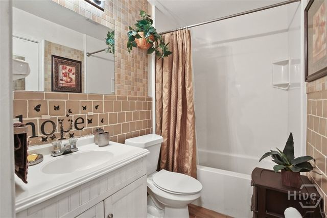 113 Chatham Villa Drive, Savannah, GA 31408