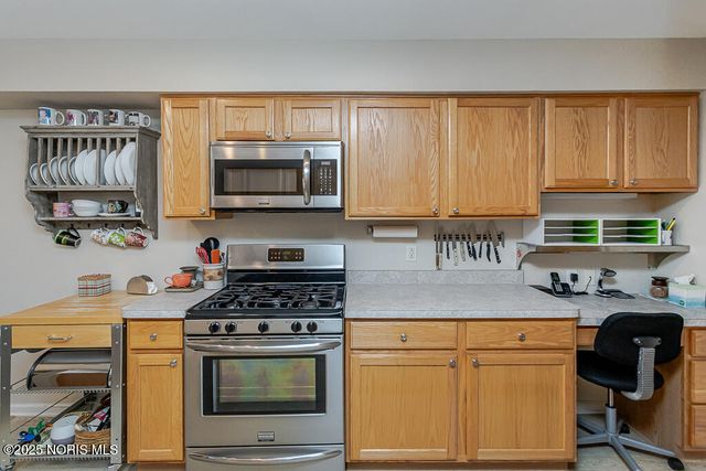 5755 Crossbrooke Lane, Waterville, OH 43566