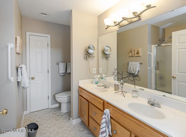 5755 Crossbrooke Lane, Waterville, OH 43566