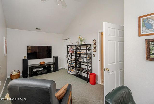 5755 Crossbrooke Lane, Waterville, OH 43566