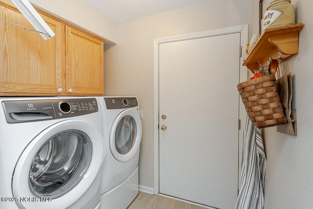 5755 Crossbrooke Lane, Waterville, OH 43566