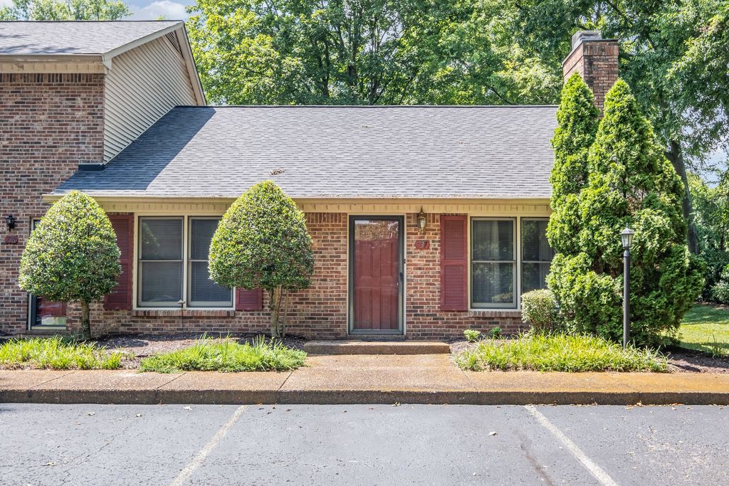 737 Kent Rd, Nashville, TN 37214