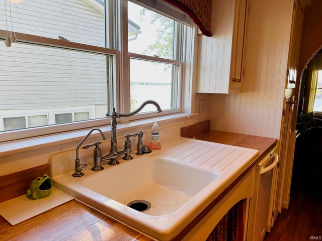 2215 E State Rd 14 Highway, Rochester, IN 46975