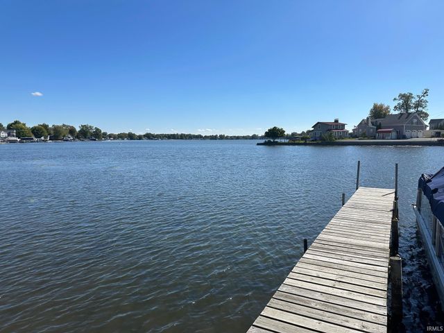 2215 E State Rd 14 Highway, Rochester, IN 46975