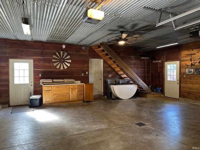 2215 E State Rd 14 Highway, Rochester, IN 46975