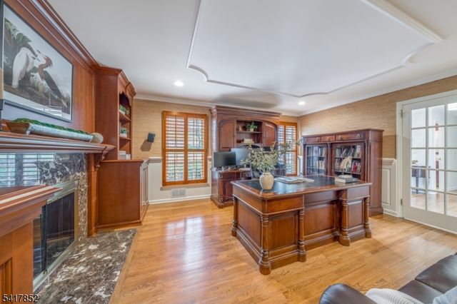 71 Dale Dr, Summit City, NJ 07901