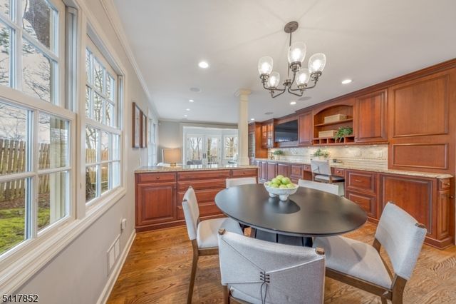 71 Dale Dr, Summit City, NJ 07901